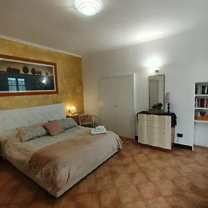 https://piramide-gold.it-romehotels.com